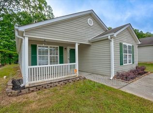 1662 Hallmark Hills Dr, Griffin, GA 30223