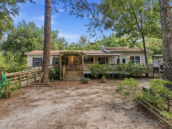 21 Sandstone Cir, Beaufort, SC 29906