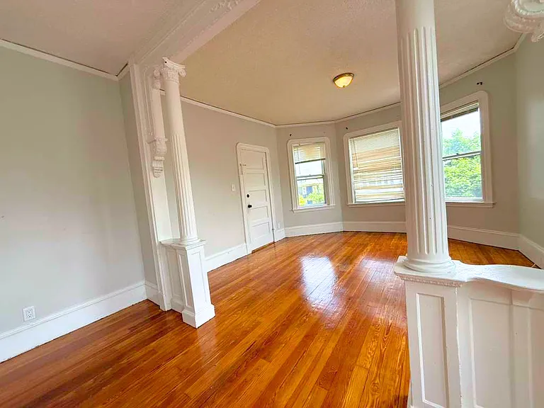 315 Summer St #2 — Photo 4