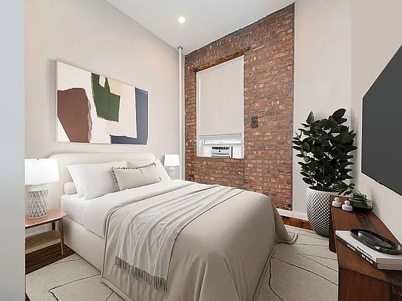 3rd image of 145 W 10th St #6E