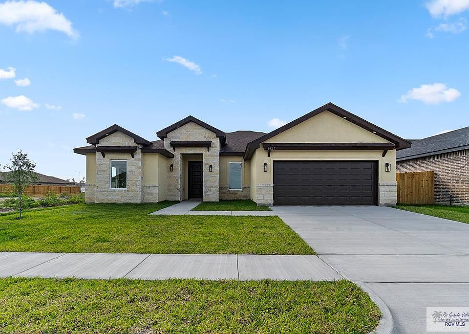 1st image of 1427 S Stirrup Cir