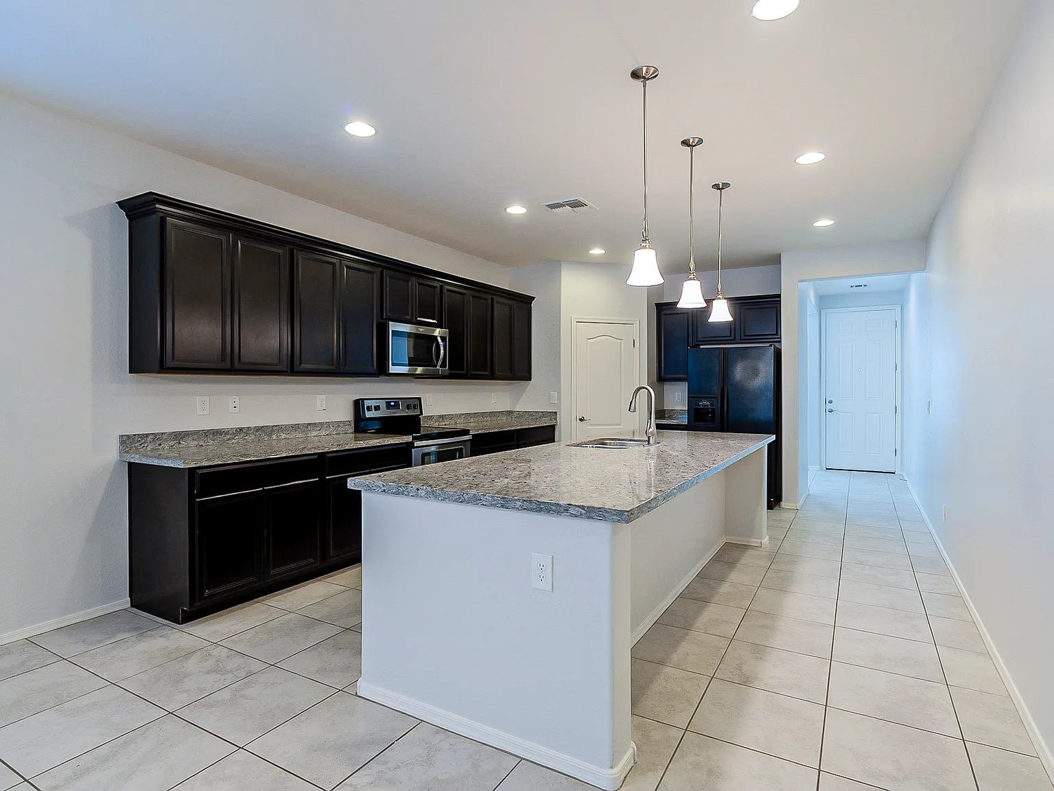 41272 West Rio Bravo Drive - 1 — Photo 2