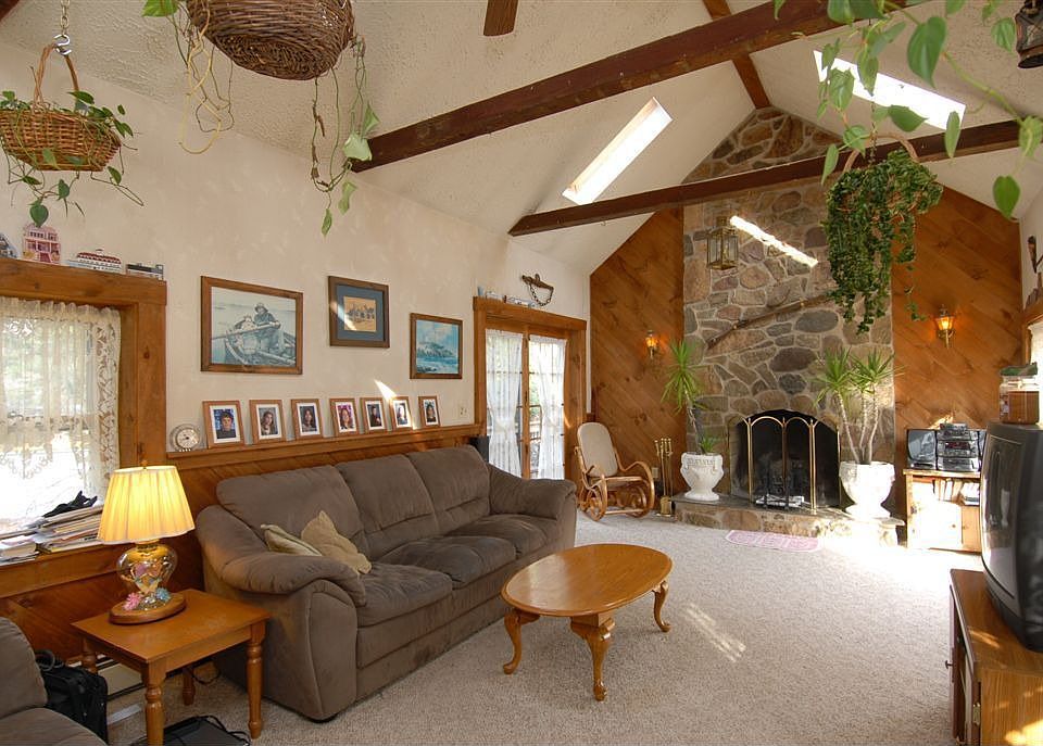 180 Cook Hill Rd, Wallingford, CT 06492 Zillow