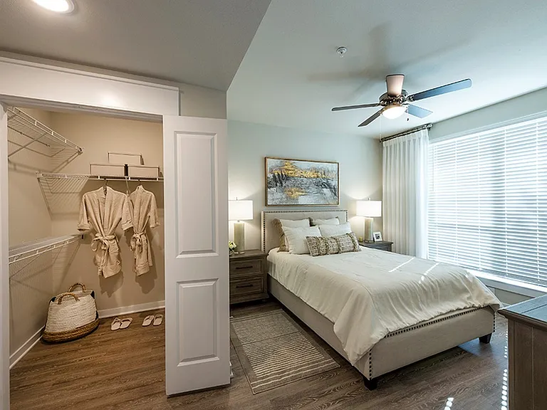 D Model (2 Bedroom, 2 Bath)