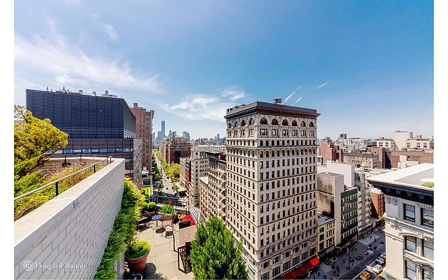 Sold by Douglas Elliman | media 18