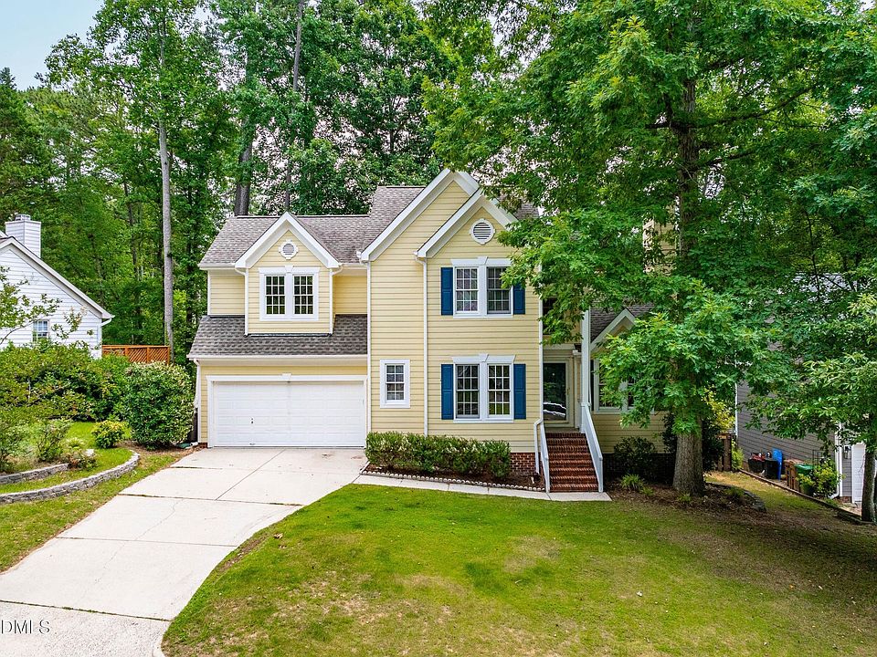 1st image of 207 Bell Arthur Dr