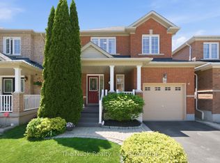 39 Rampart Cres, Whitby, ON L1P1T6