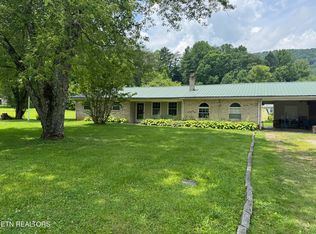 225 Spring St, Spring City, TN 37381