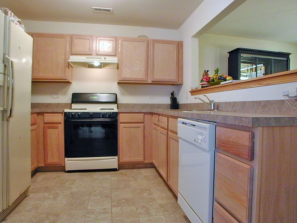 2nd image of 1753 Simms St