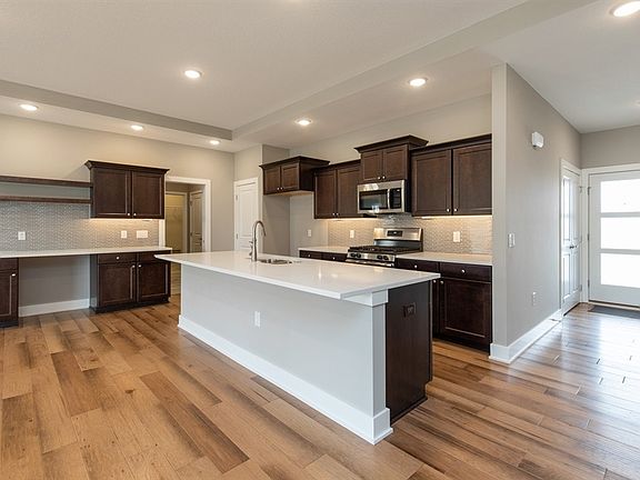 3rd image of 9844 Marnewood Dr