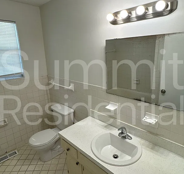 5321 Townes Ct — Photo 9