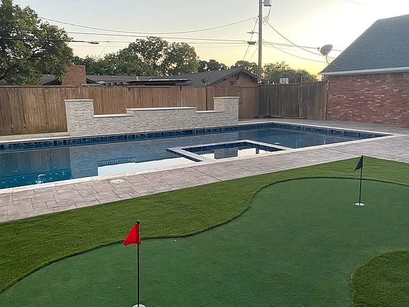 2nd image of 1402 9th St