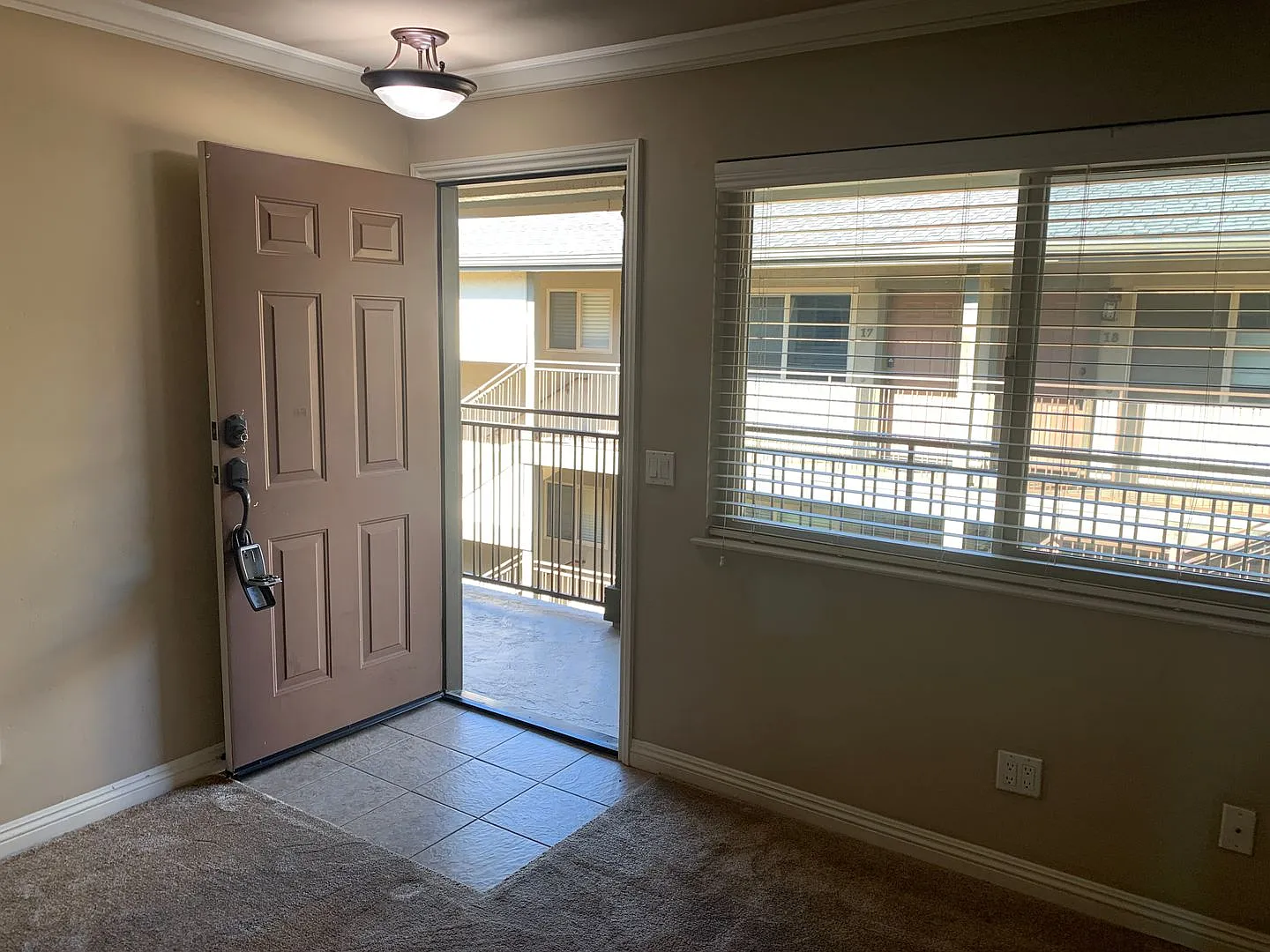 Move-In Ready 2 Bed / 2 Bath 2 Weeks Free! — Photo 4