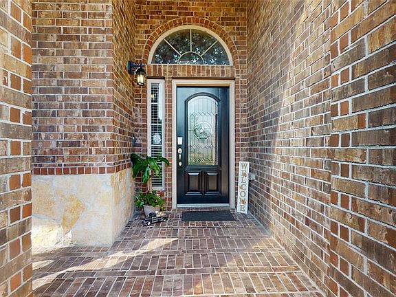 5th image of 28511 Pleasant Forest Dr