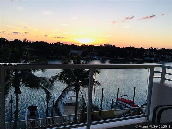 Great views of intracoastal from Millionaire's row-Miami beach