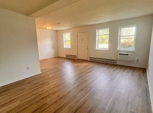 100 Willow Bend Ct #108B, West Chester, PA 19382