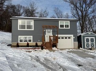 902 Forest Ave, Valley Park, MO 63088