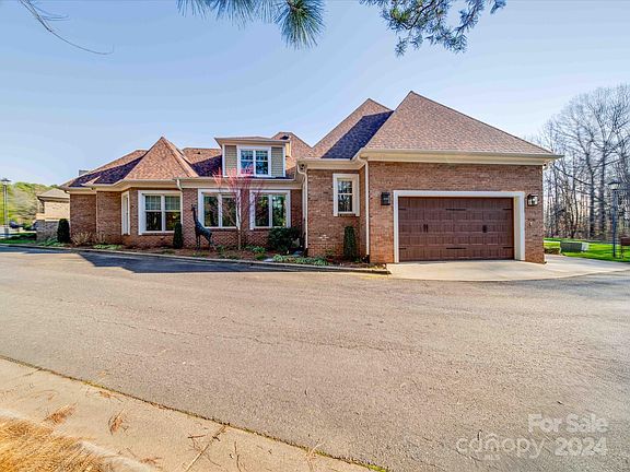 2nd image of 3344 Randolph Park Cir #12