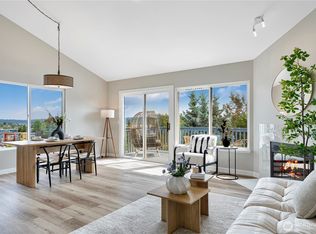 9422 49th Ave S, Seattle, WA 98118