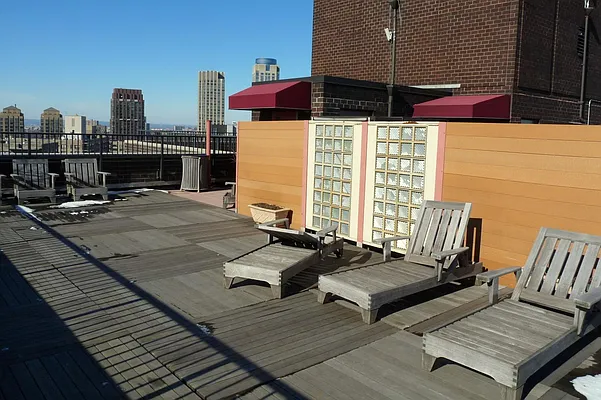 Rented by Corcoran | media 16