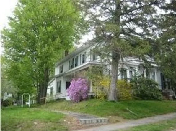 458 Lowell St, Manchester, NH 03104