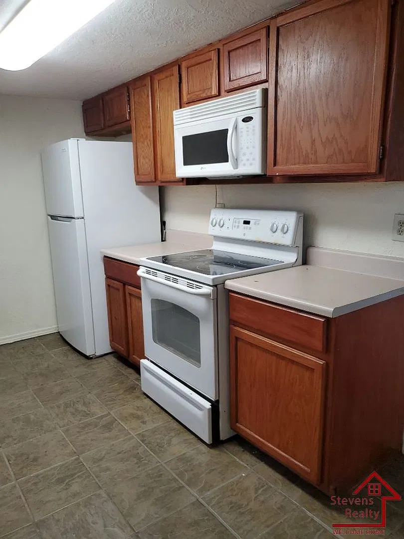 50% off first months rent! | Warm Cozy Classic Home — Photo 3