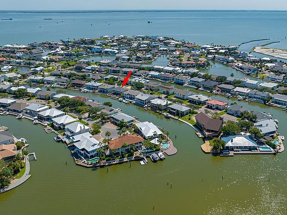 5th image of 13 Bimini Dr