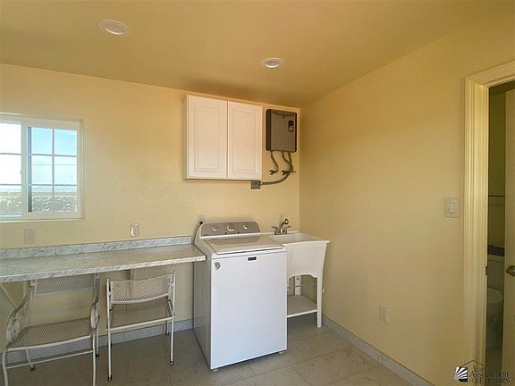 4th image of 28732 Canal Ave