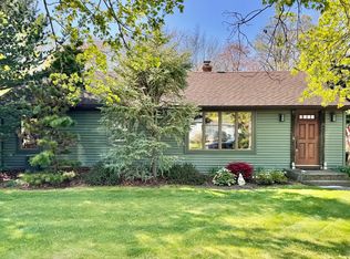 38 Wepawaug Dr, Milford, CT 06461