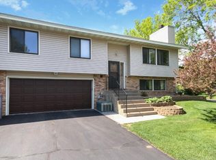 858 94th Ave NE, Blaine, MN 55434
