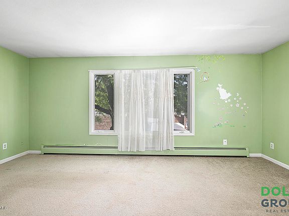 3rd image of 474 Barkwood Dr NW