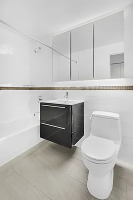 Rented by Cooper & Cooper Real Estate | media 11