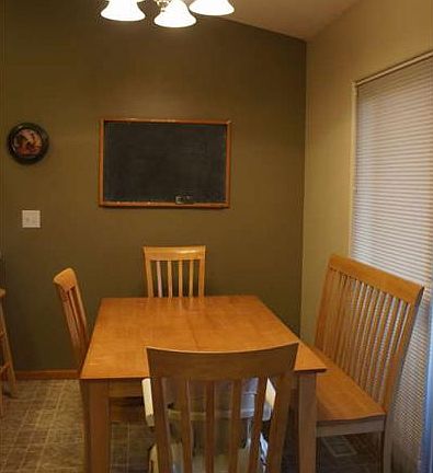 5th image of 1385 Browning Dr