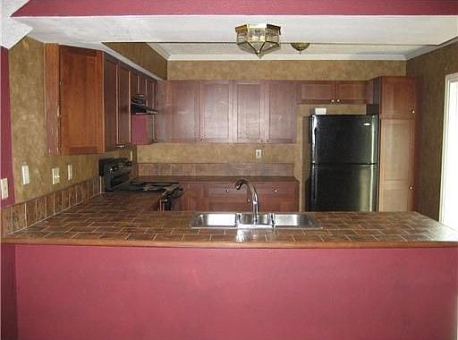 4th image of 1500 W Esplanade Ave APT 41B