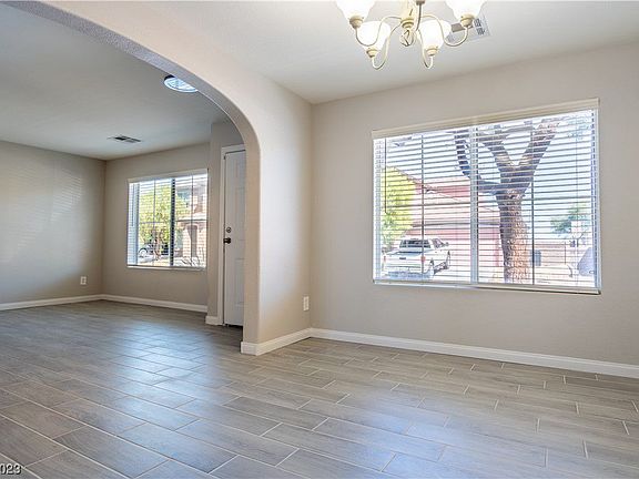 4th image of 5213 El Prado Heights St