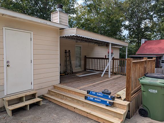 4th image of 4855 Hearthstone Dr