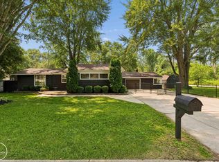 367 Sherwood Ln, Algonac, MI 48001