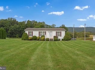 1003 Creek Rd, Valley View, PA 17983