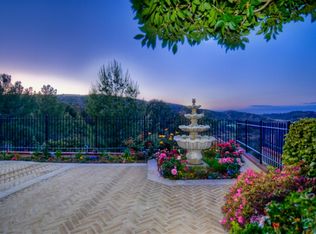 12365 Ridge Cir, Los Angeles, CA 90049