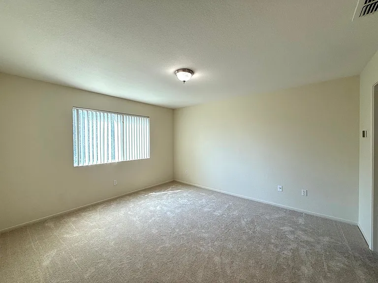 282 Oak Briar Ct — Photo 7