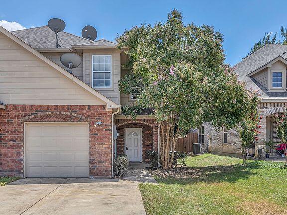 3rd image of 709 Parkplace Rdg