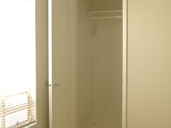 4th image of 1213 S La Cienega Blvd APT C
