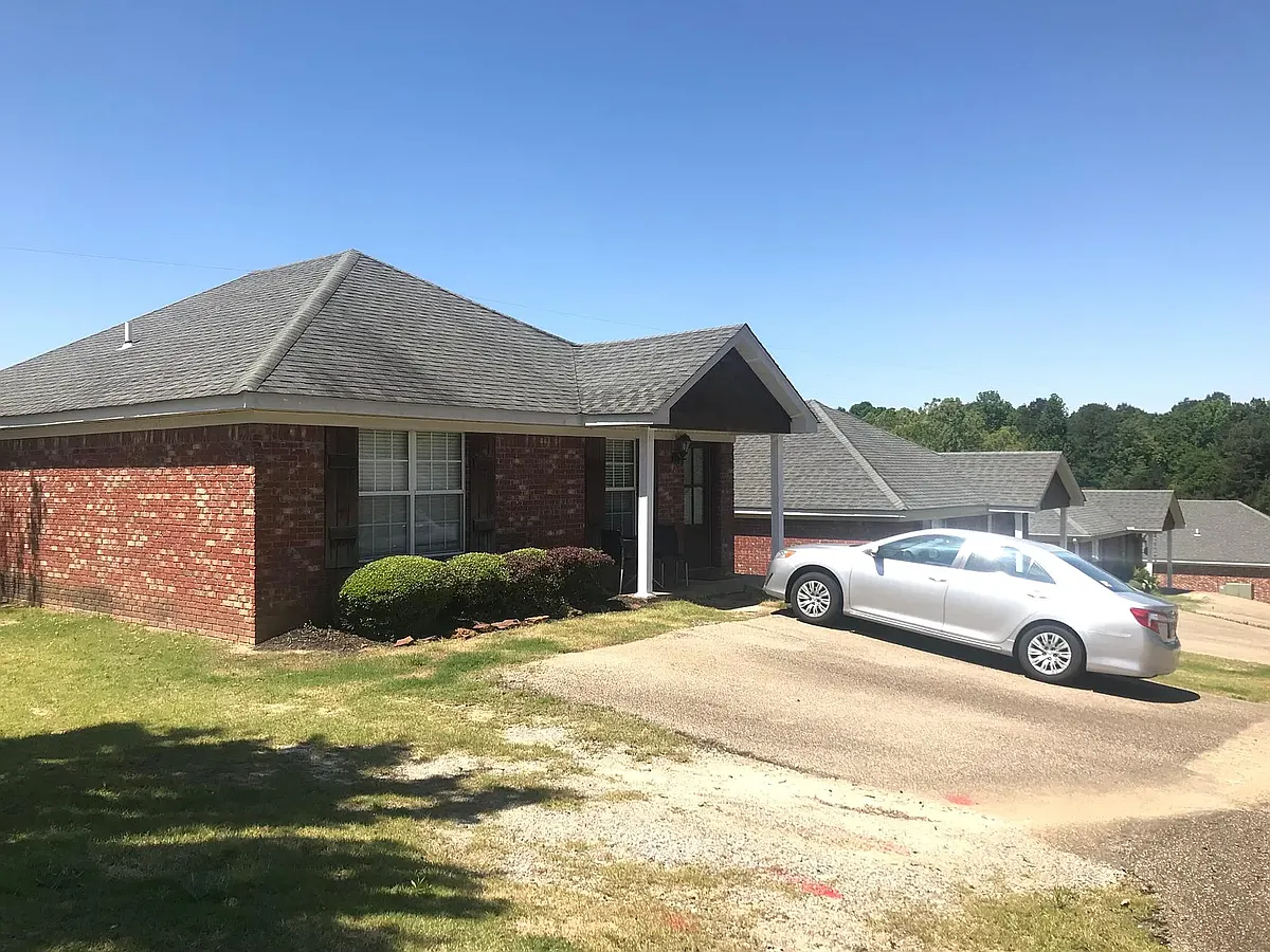 Building Photo - 113 Private Road 3089 #36