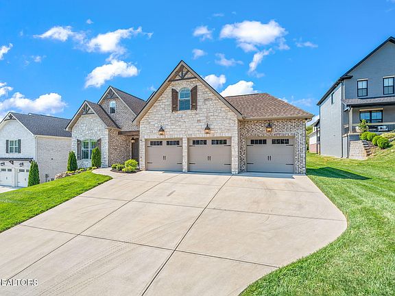 2nd image of 644 Little Turkey Ln