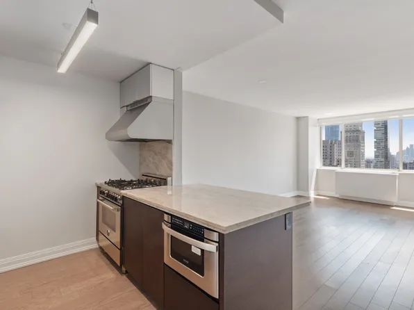 10 East 29th Street image 1 of 29