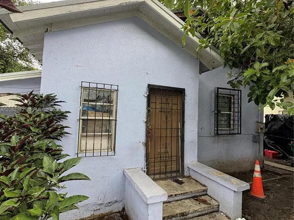 7822 NE Miami Ct, Miami, FL 33138