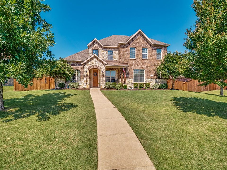 1st image of 266 Benwick Dr