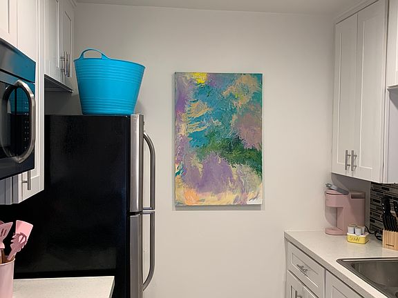 2nd image of 2929 K St #2929
