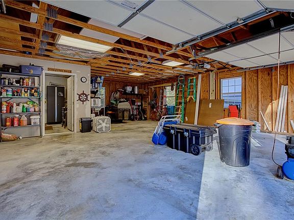 5th image of 151 Beechwood Drive
