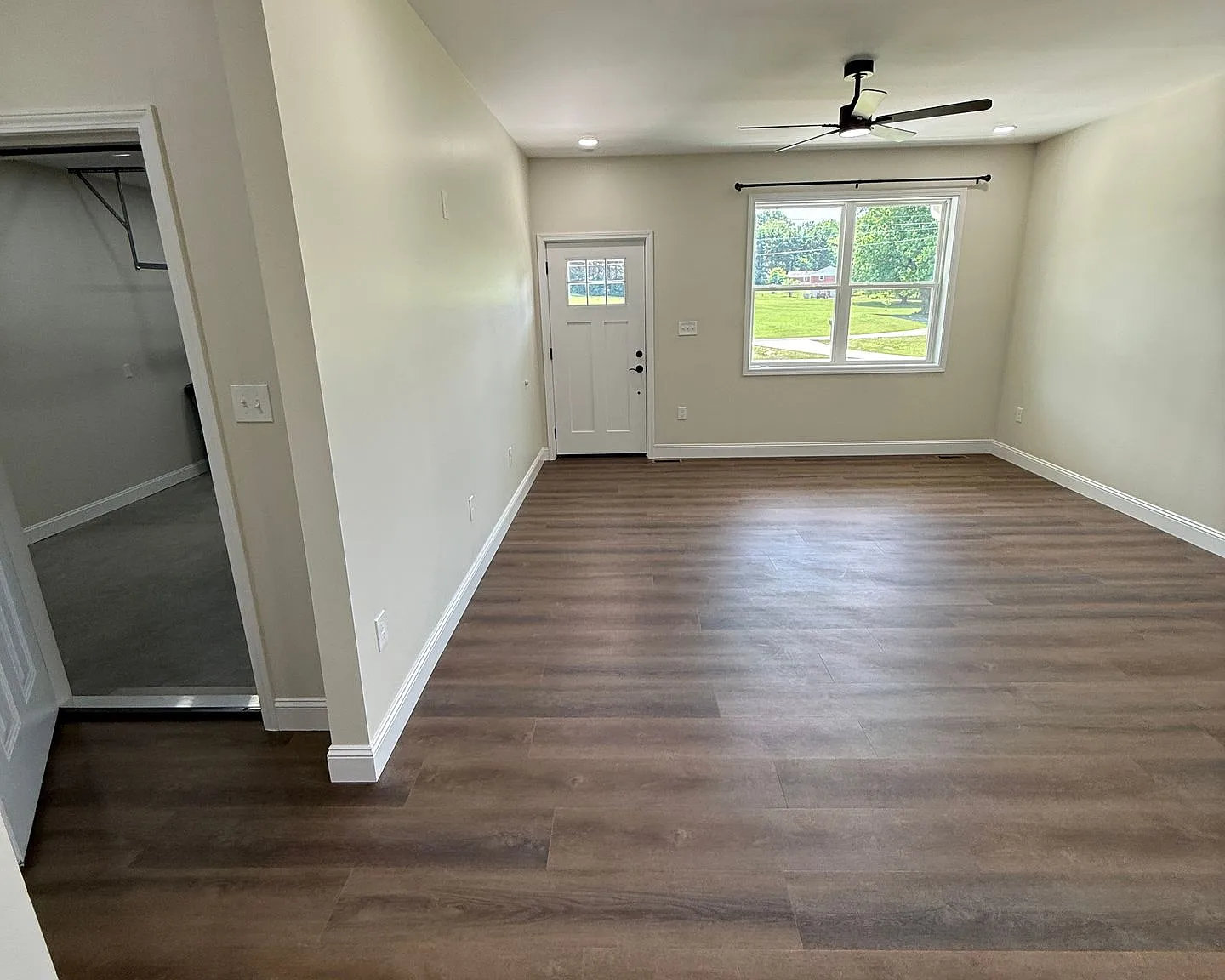 Brand-New 2 Bedroom Duplex for Rent West End of Morristown — Photo 4